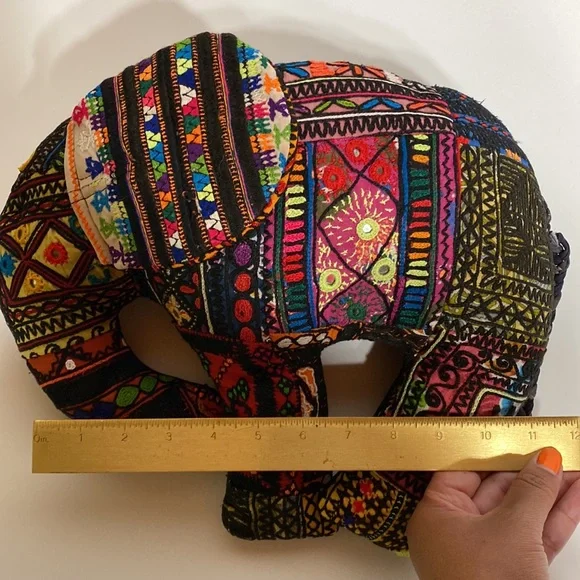 Vintage Indian Hand Embroidered Mirrored Banjara Elephant Pillow - Picture 15 of 16
